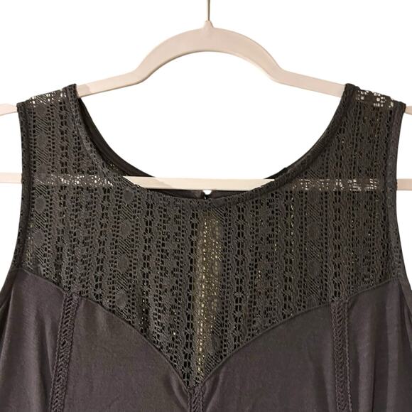 Torrid Swing Tent Dress SZ 2X Charcoal Gray Sleeveless Lace Yoke Handkerchief - Picture 4 of 11